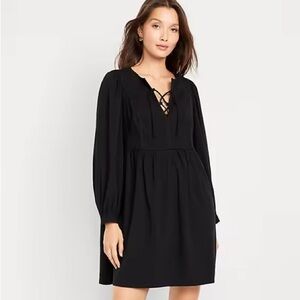 Old Navy Long-Sleeve Mini Swing Dress in Black